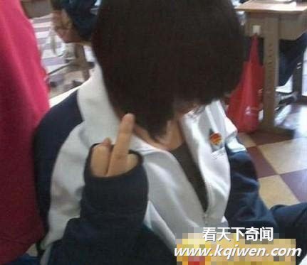 �̵��ø糹�ױ�������Ů���� �����޷���(��ͼ)